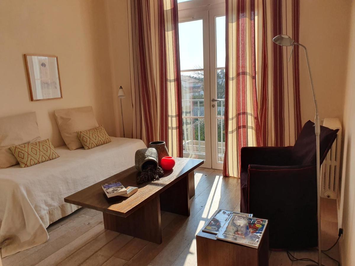 Le Chat Botte Saint-Clement-des-Baleines Bagian luar foto